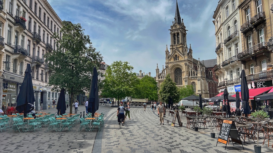 Photo de PARVIS SAINT-PIERRE